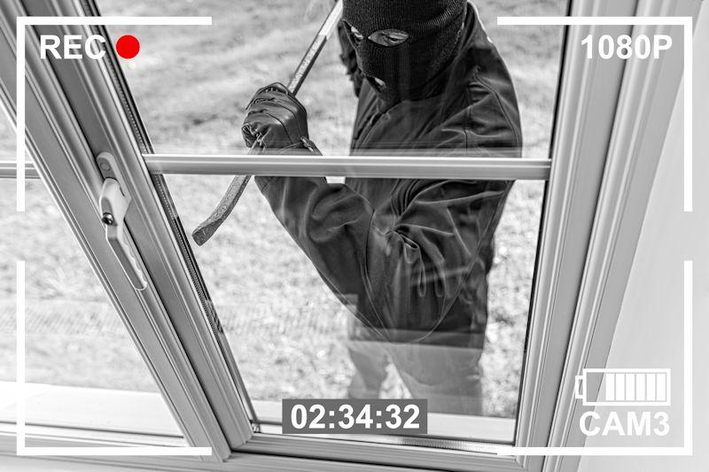 1596048868camera-view-of-burglar